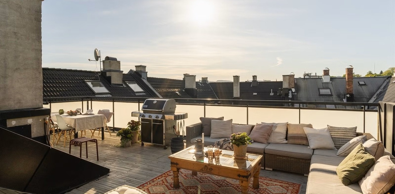 Privat takterrasse på 39 kvm med utmerkede solforhold