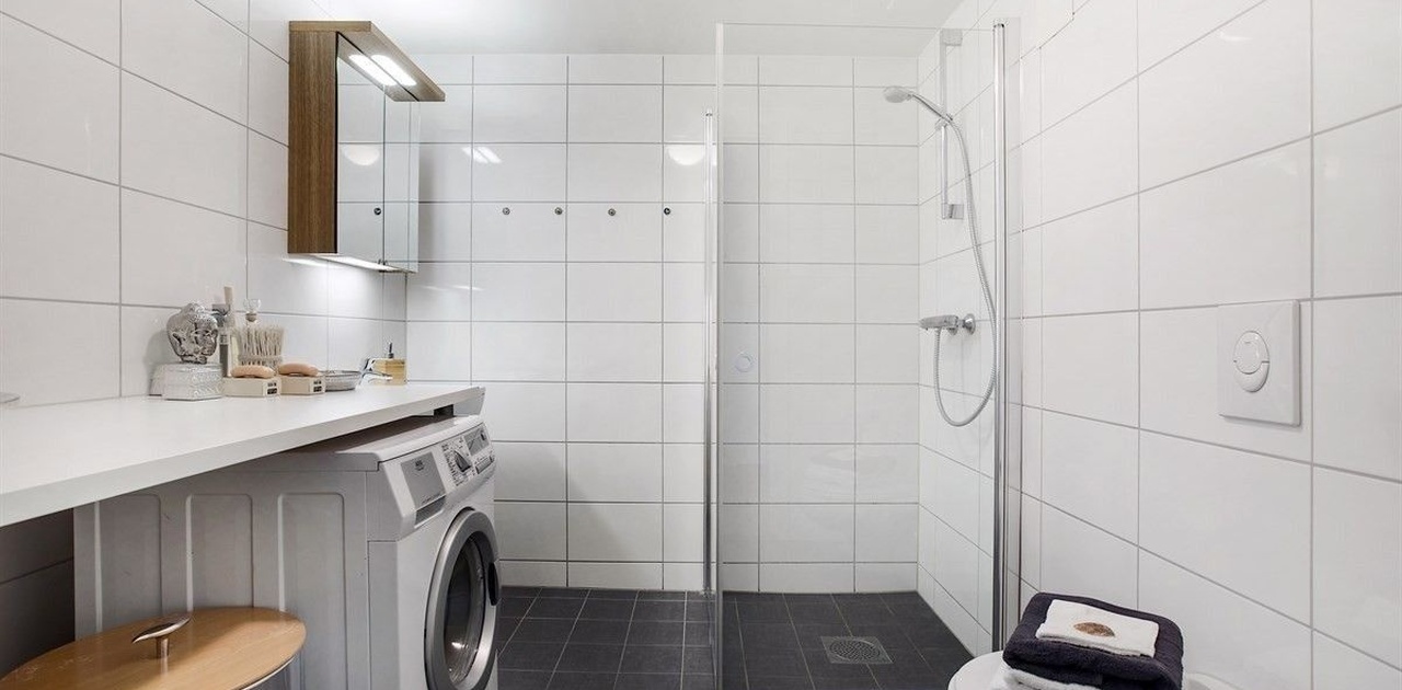 Badet med vaskemaskin