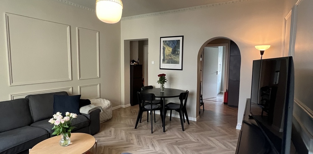 Leiligheten har en stor stue
