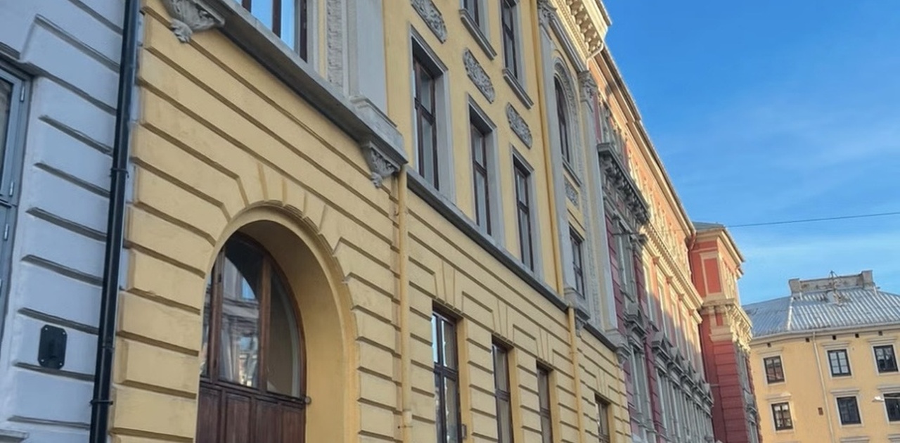 Inngangspartiet ute