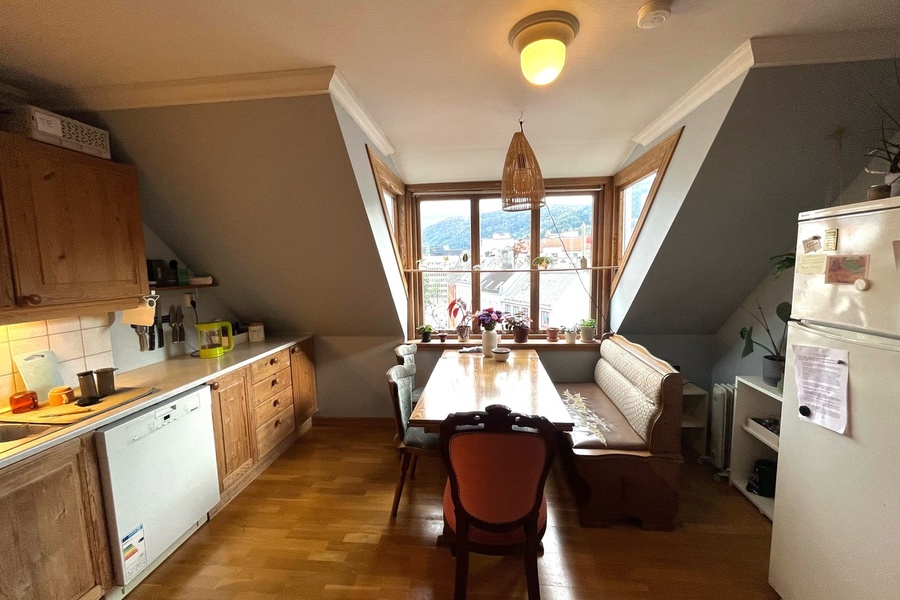 Leilighet, 5 roms