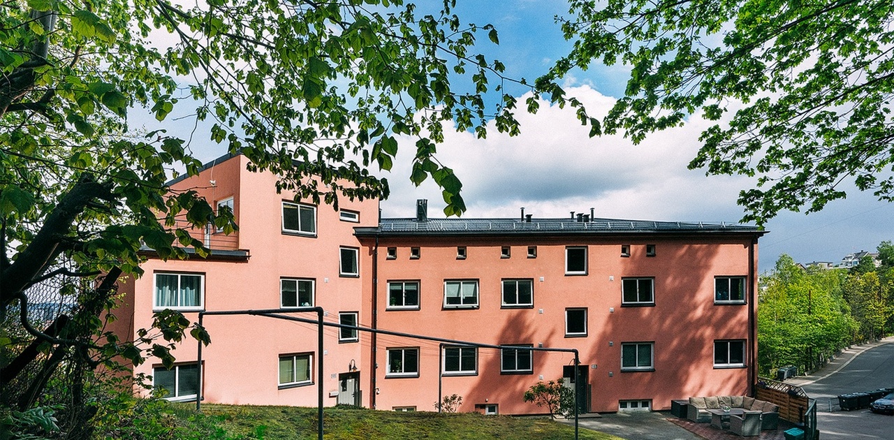 Gården sett fra utsiden
