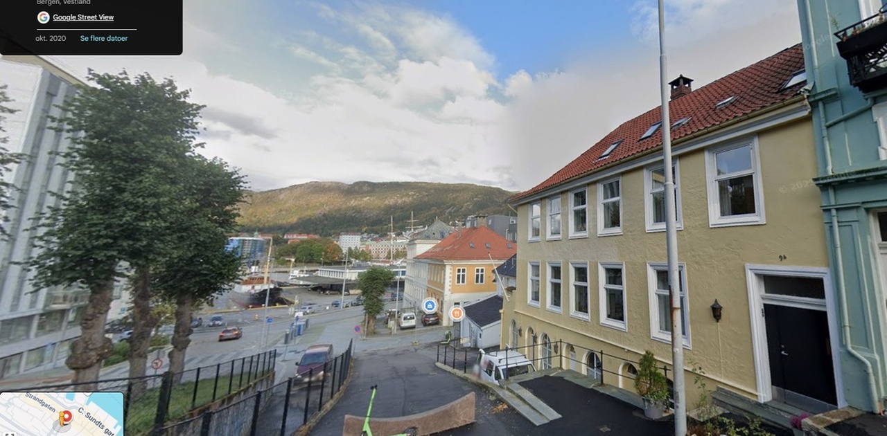 Flott bygård med fantastisk beliggenhet og utsikt.
