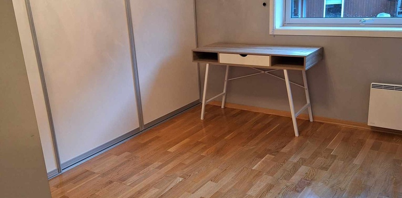 Ledig rom med mykje skapplass