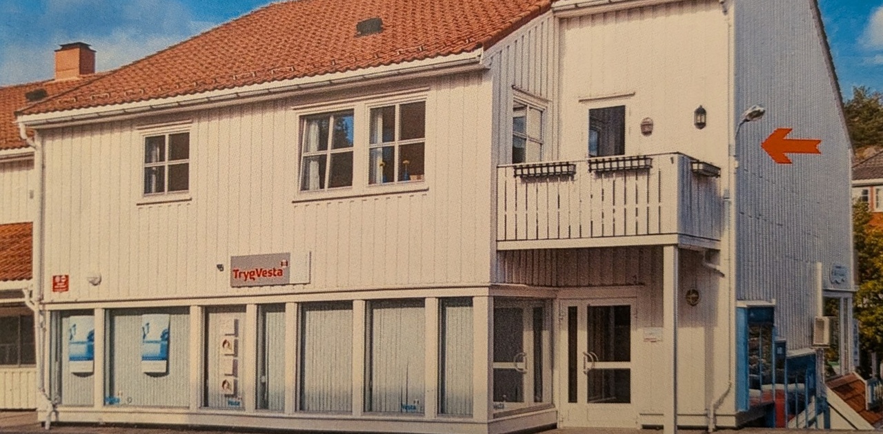 Plassering av leiligheten sett fra Hestetorget (andre etasje med balkong)