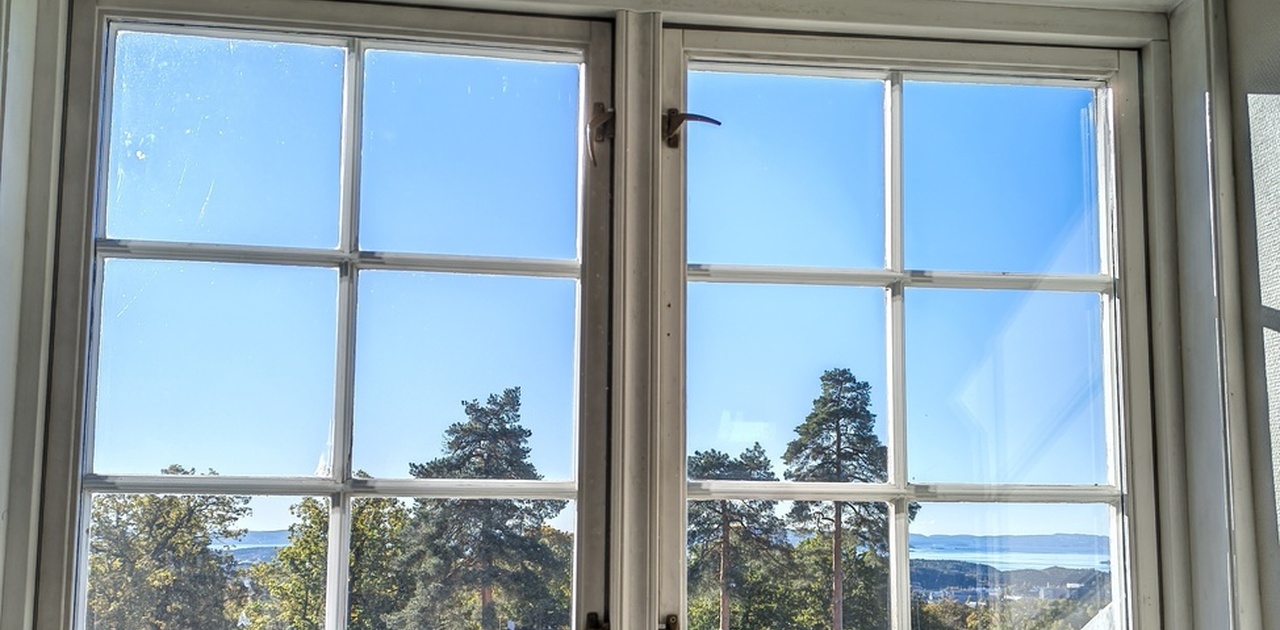Fantastisk utsikt over Oslofjorden fra spiseplassen.
