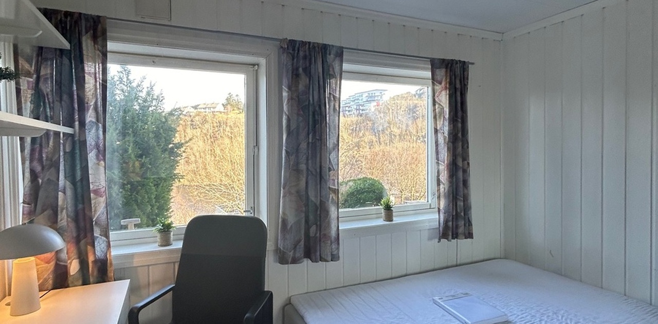 Room available!