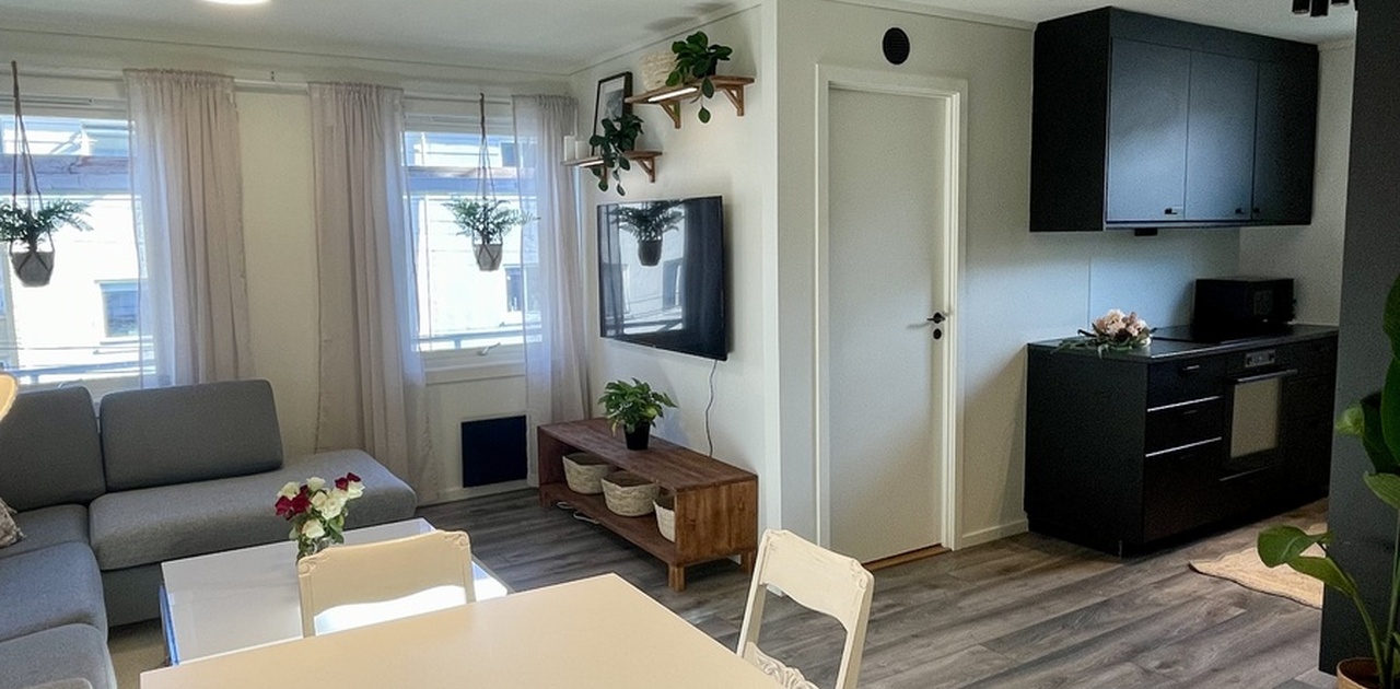 Åpen og lyst stue