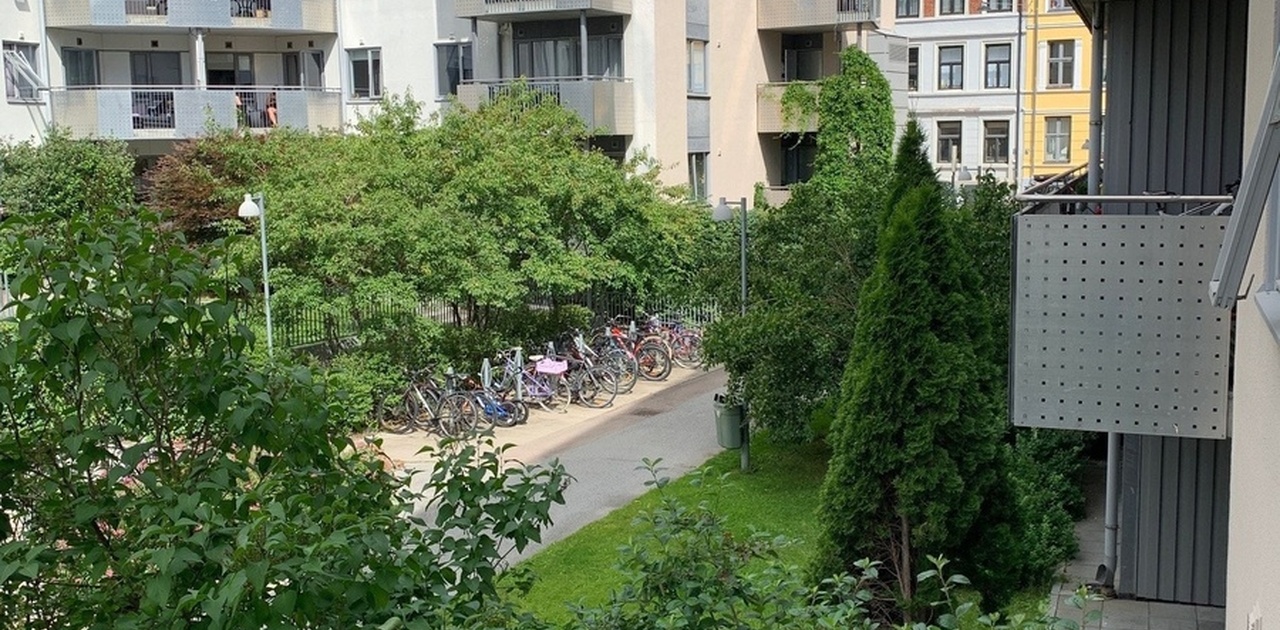 view of the backyard from the balcony