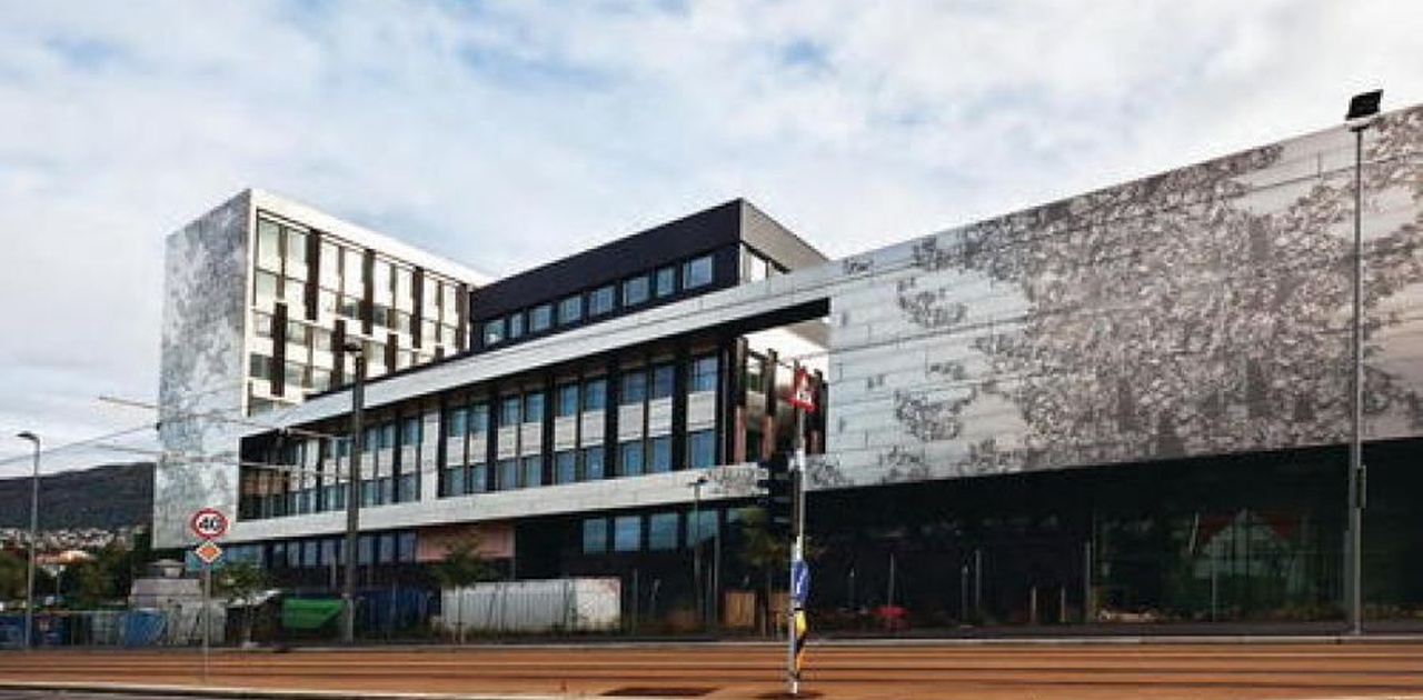 100 m fra nye Høyskolen i Bergen